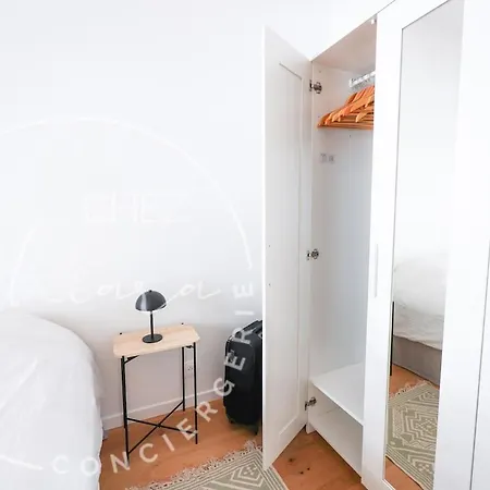 Bright & Stylish - Newly Renovated - 15th Arr * Parijs