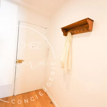 Bright & Stylish - Newly Renovated - 15th Arr Appartement